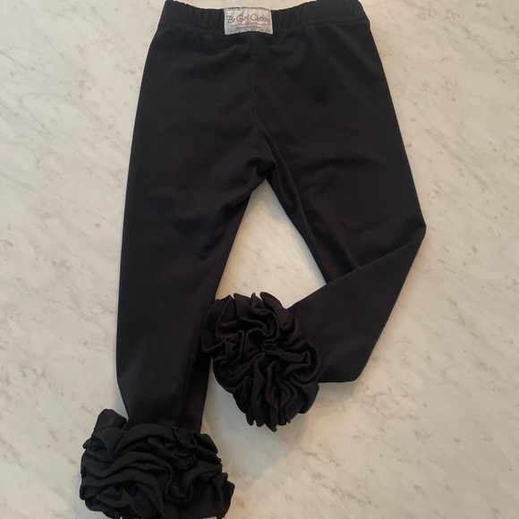 Girls Ruffle Pants - Picture 2 of 4